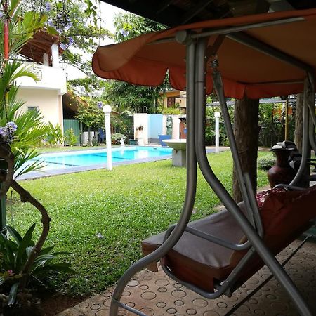 Hilda Guest House Hikkaduwa Ngoại thất bức ảnh
