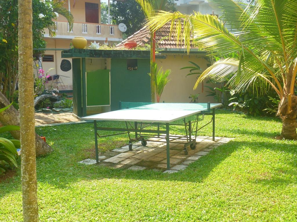 Hilda Guest House Hikkaduwa Ngoại thất bức ảnh