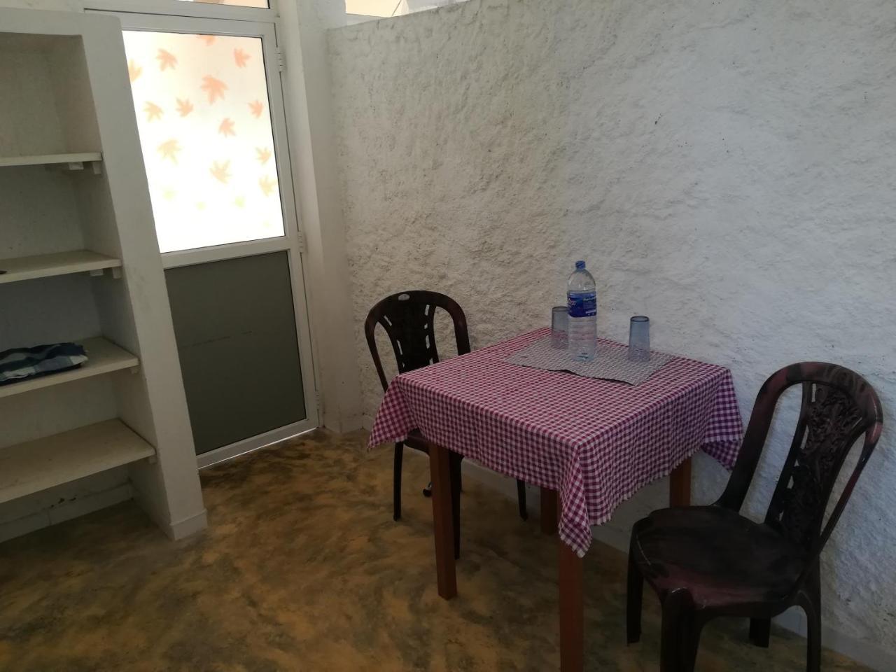Hilda Guest House Hikkaduwa Ngoại thất bức ảnh